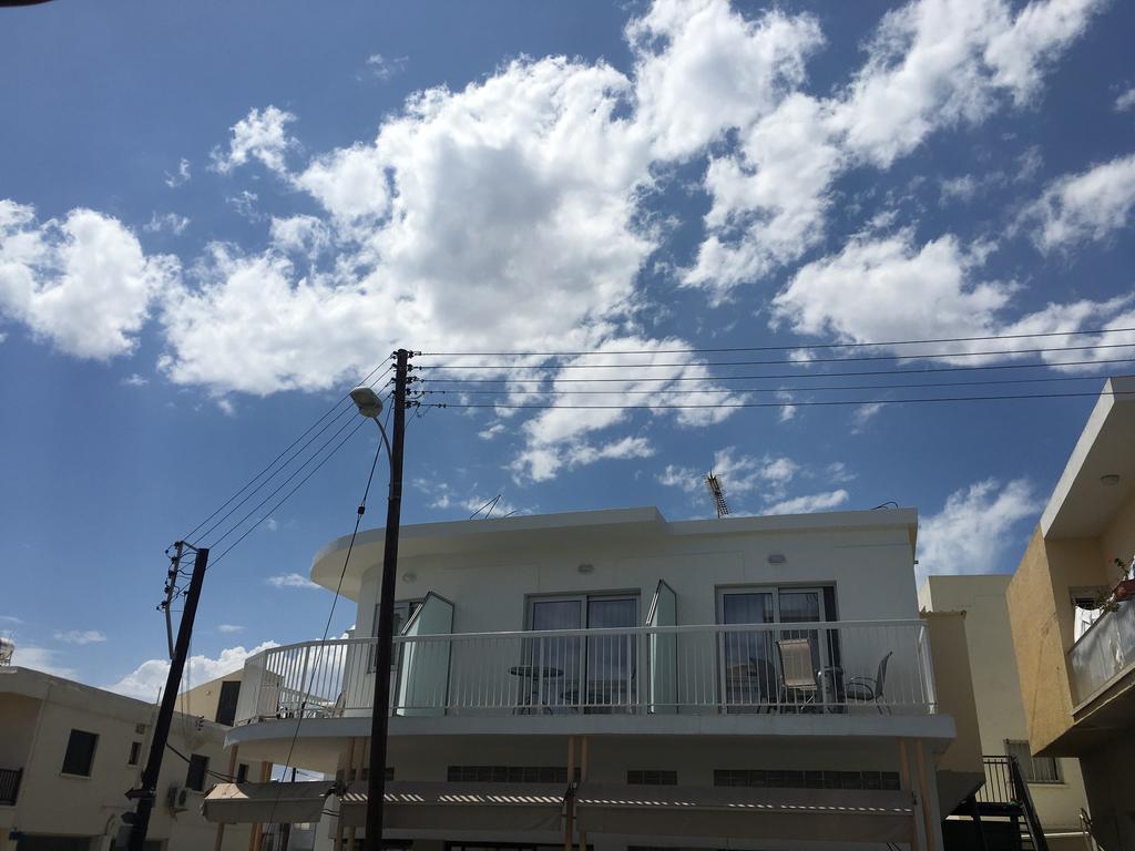 Apartmán Cross Road Ayia Napa Exteriér fotografie